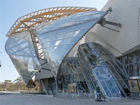 direttore fondation louis vuitton|fondation Louis Vuitton paris exposition.